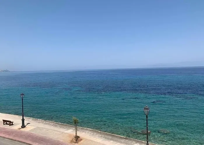 شقة Blue Cave Luxury Maisonette View To The Corinthian Sea